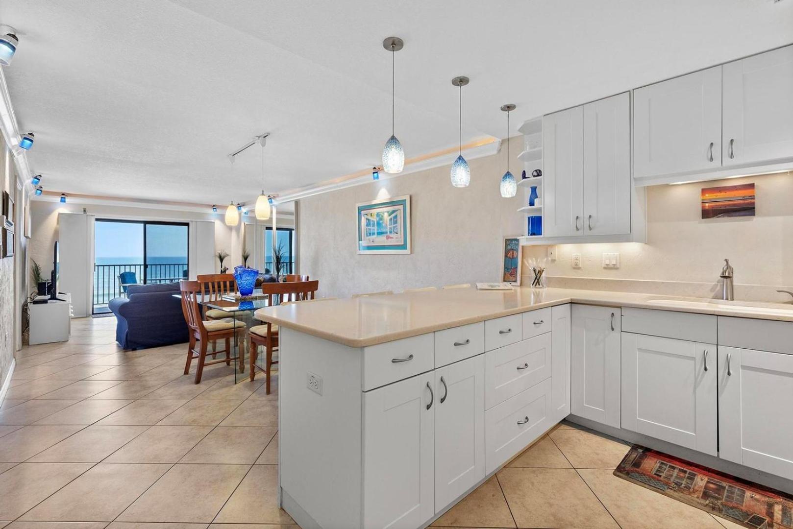 513 - Spectacular Penthouse Level Condo ニュー・スマーナ・ビーチ エクステリア 写真